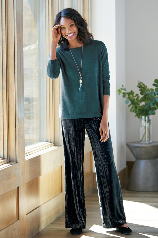 How to Wear Velvet Pants for Comfort and Style - YOUR TRUE SELF BLOG